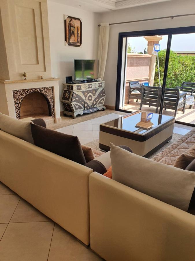 Superbe Villa Avec Piscine Privee ทารัวแดนท์ ภายนอก รูปภาพ